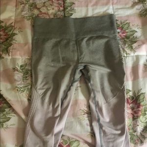 Light gray light pink ombré seamless! XS